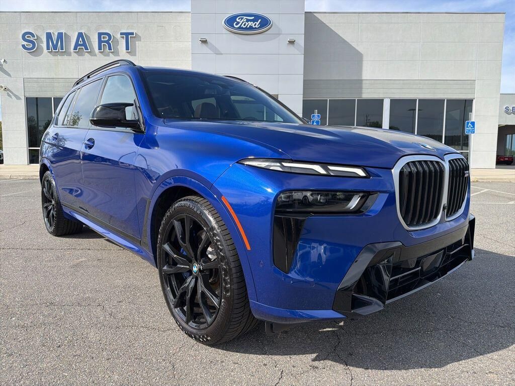 2025 BMW X7