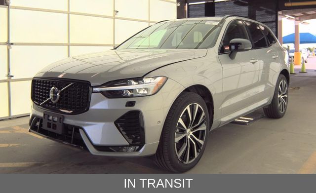 2025 VOLVO XC60