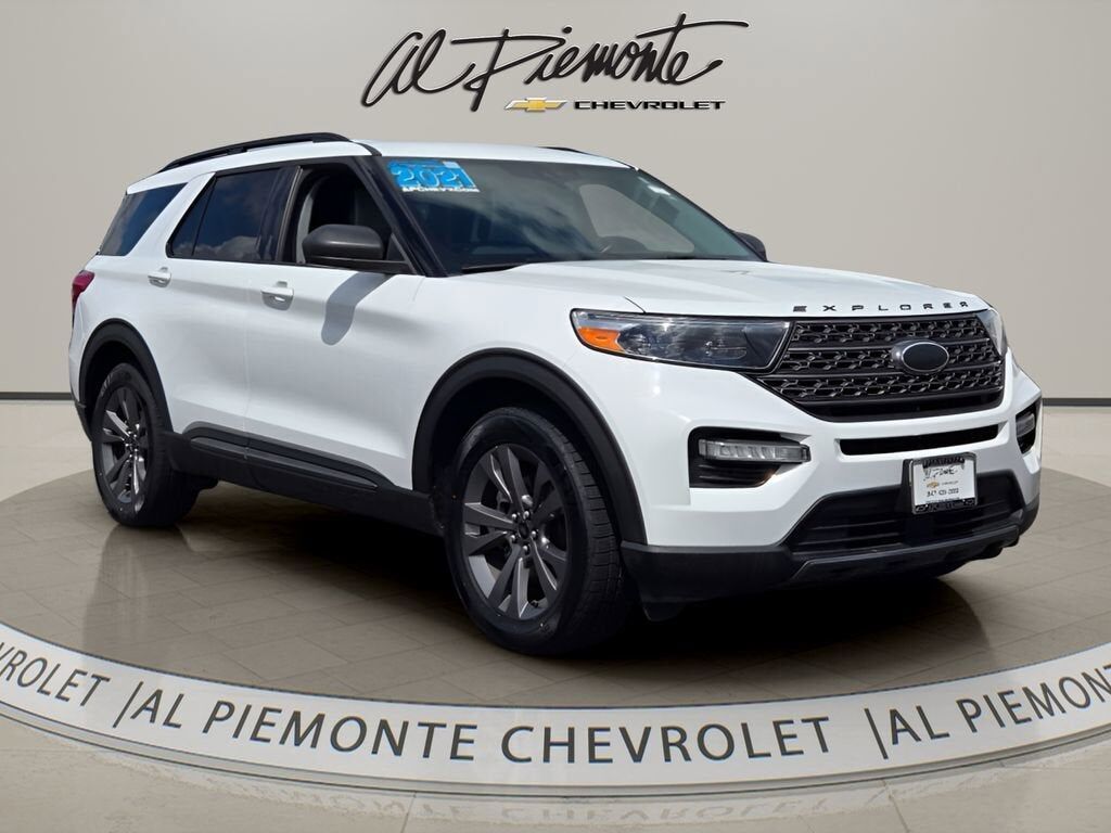 2021 FORD Explorer