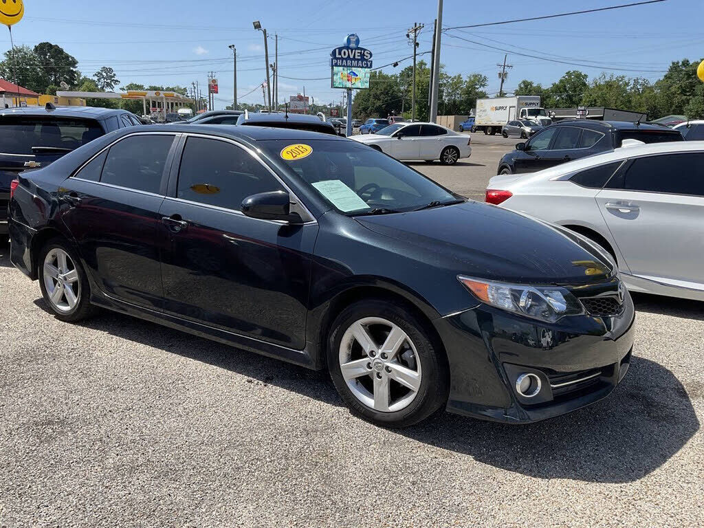 2013 TOYOTA Camry