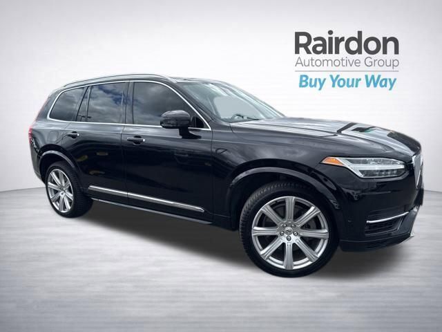 2018 VOLVO XC90