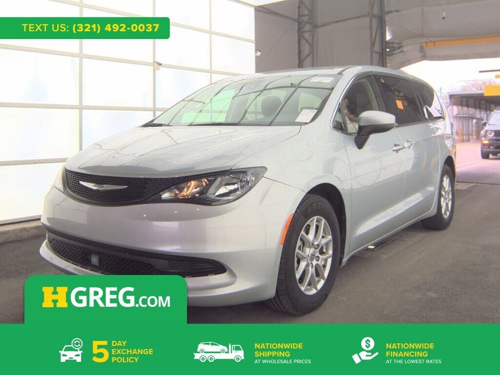 2023 CHRYSLER Voyager