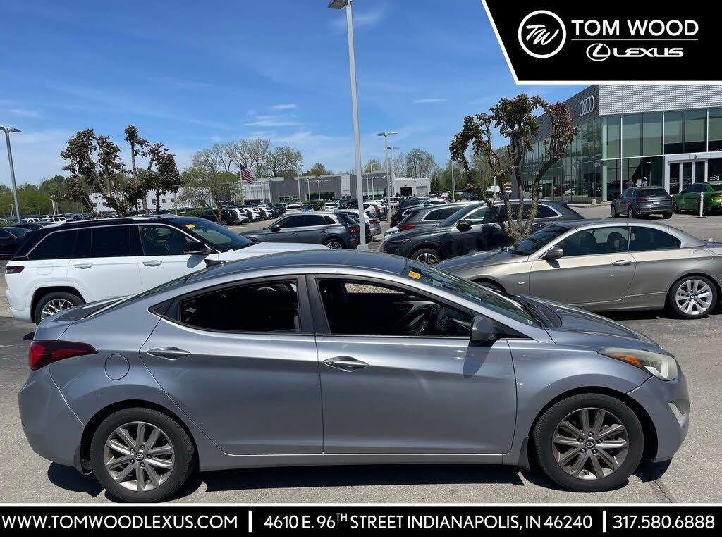 2016 HYUNDAI Elantra