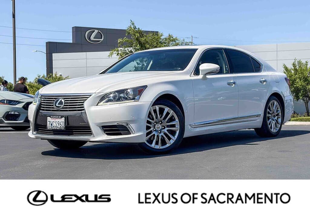 2017 LEXUS LS