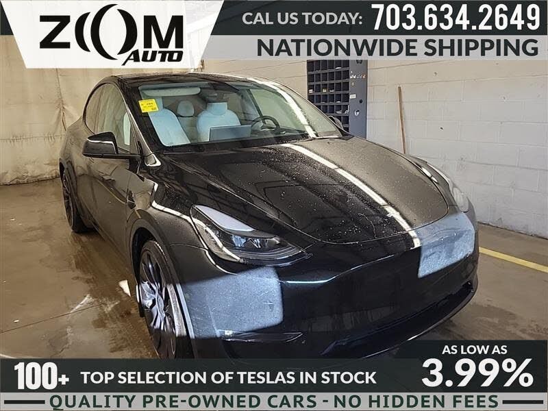 2024 TESLA Model Y