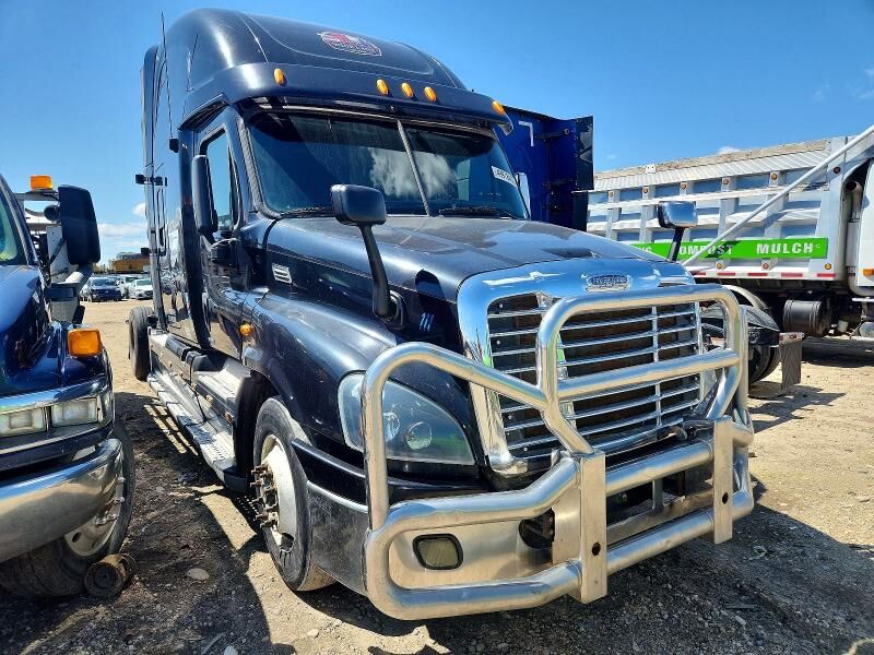 2011 FREIGHTLINER Cascadia