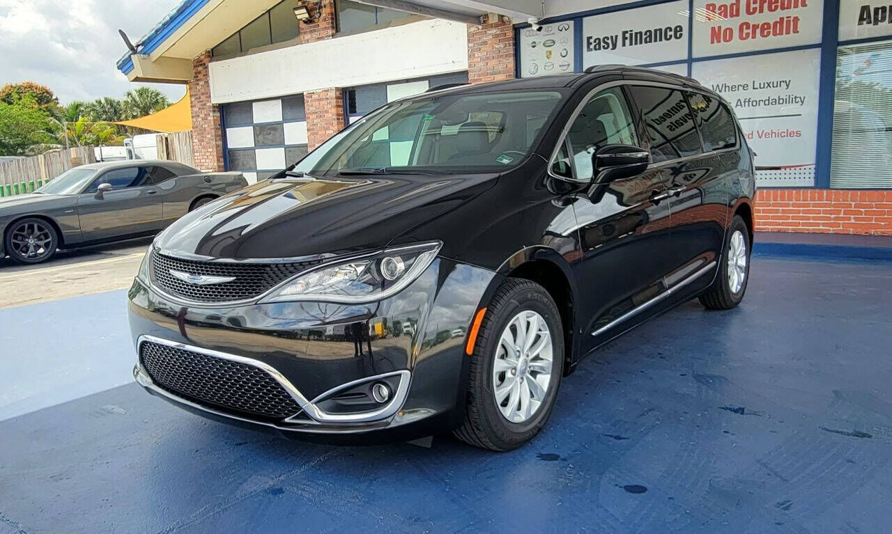 2018 CHRYSLER Pacifica