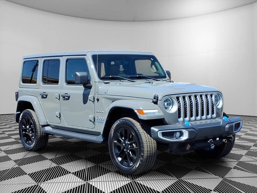 2022 JEEP Wrangler