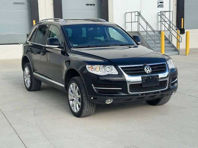 2010 VOLKSWAGEN Touareg