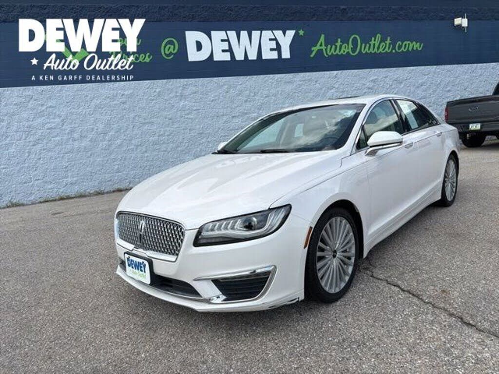2017 LINCOLN MKZ