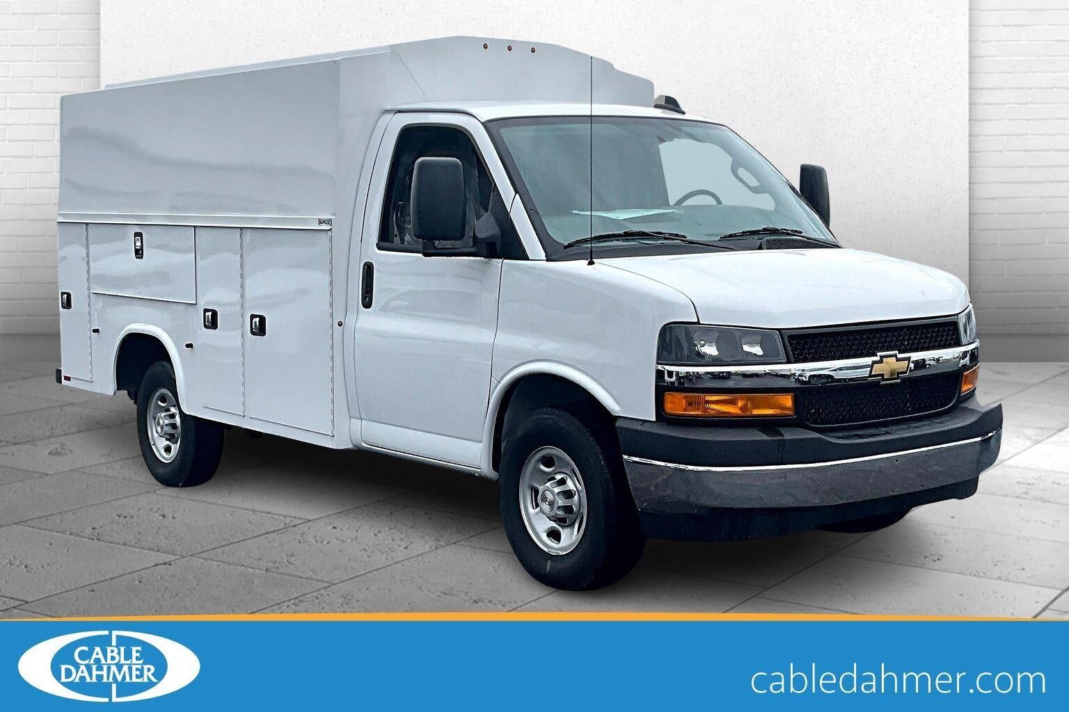 2025 CHEVROLET Express