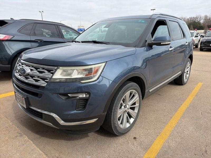 2018 FORD Explorer