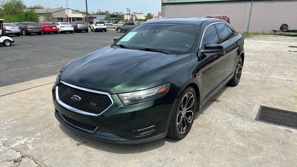 2013 FORD Taurus