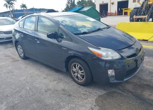 2011 TOYOTA PRIUS
