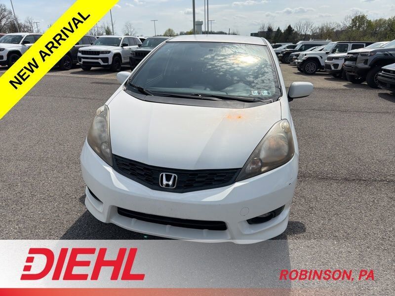 2013 HONDA Fit