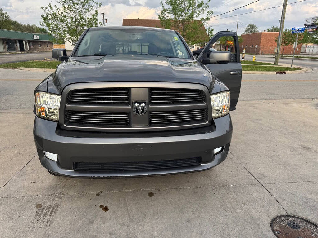 2011 DODGE Ram