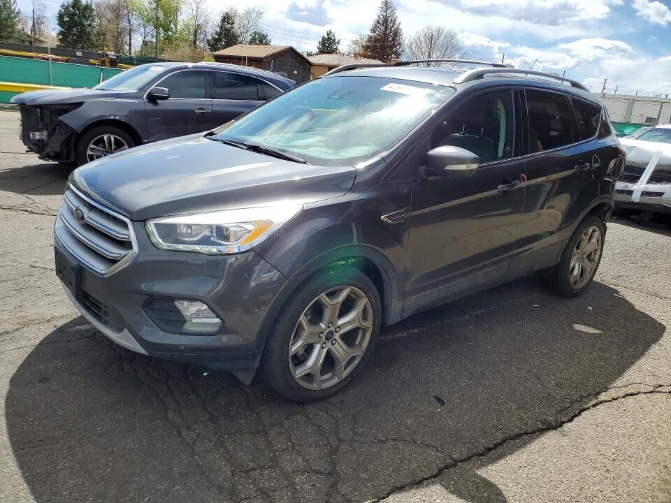 2017 FORD Escape