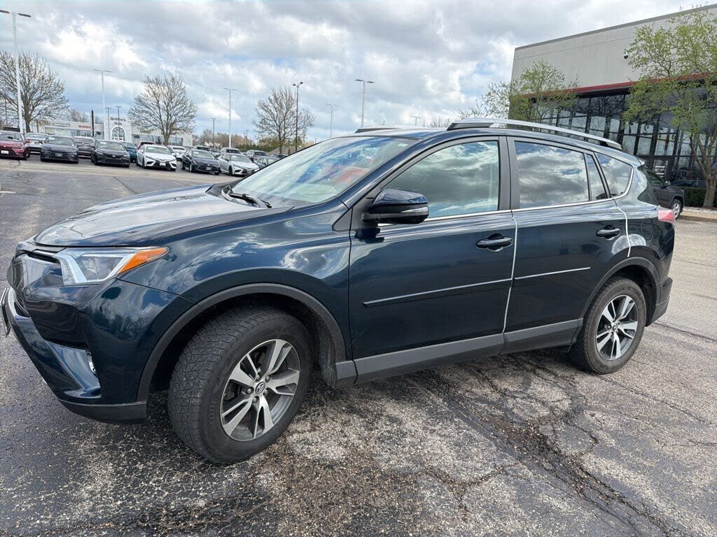2017 TOYOTA RAV4