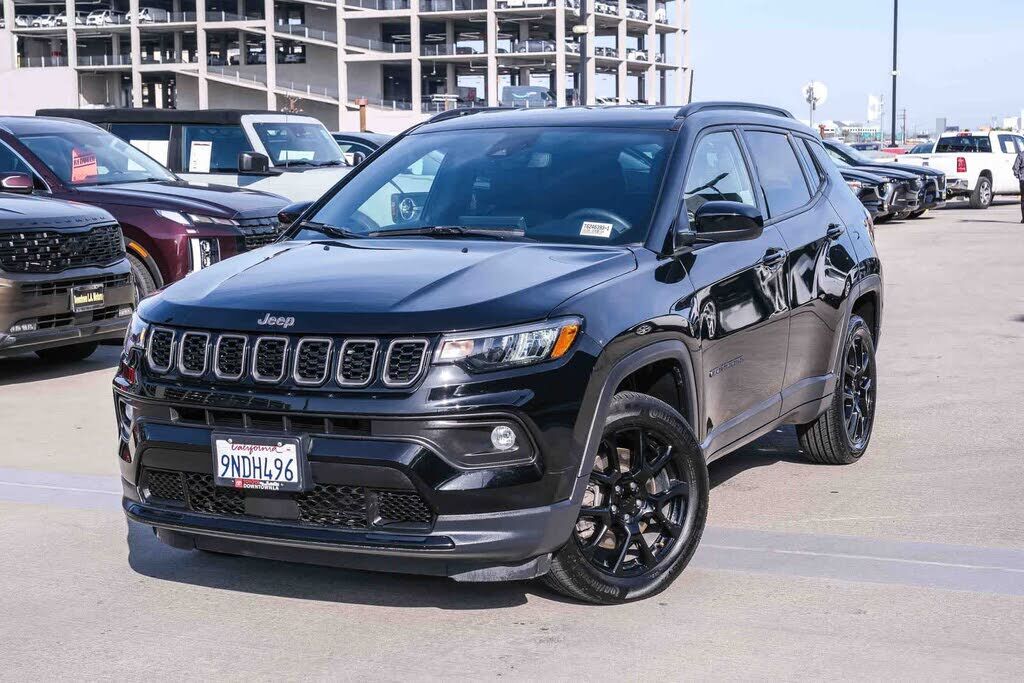 2024 JEEP Compass