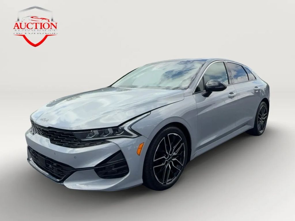 2022 KIA K5