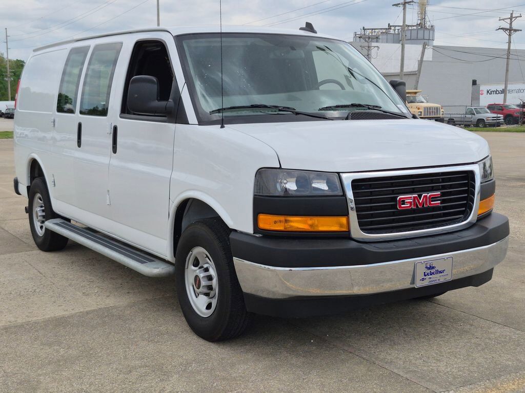 2024 GMC Savana