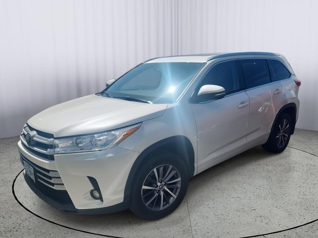 2018 TOYOTA Highlander