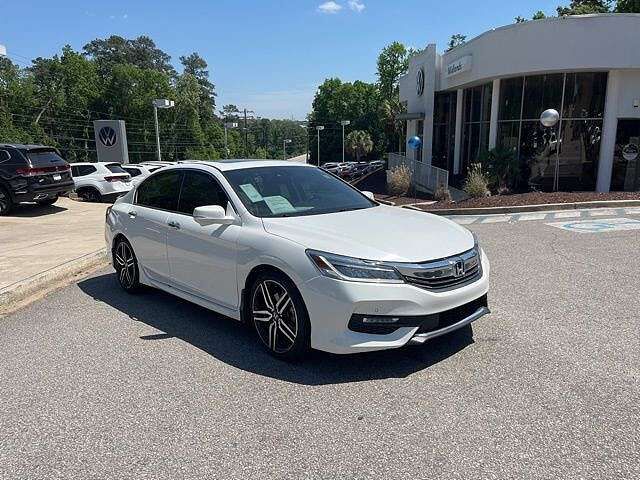 2017 HONDA Accord