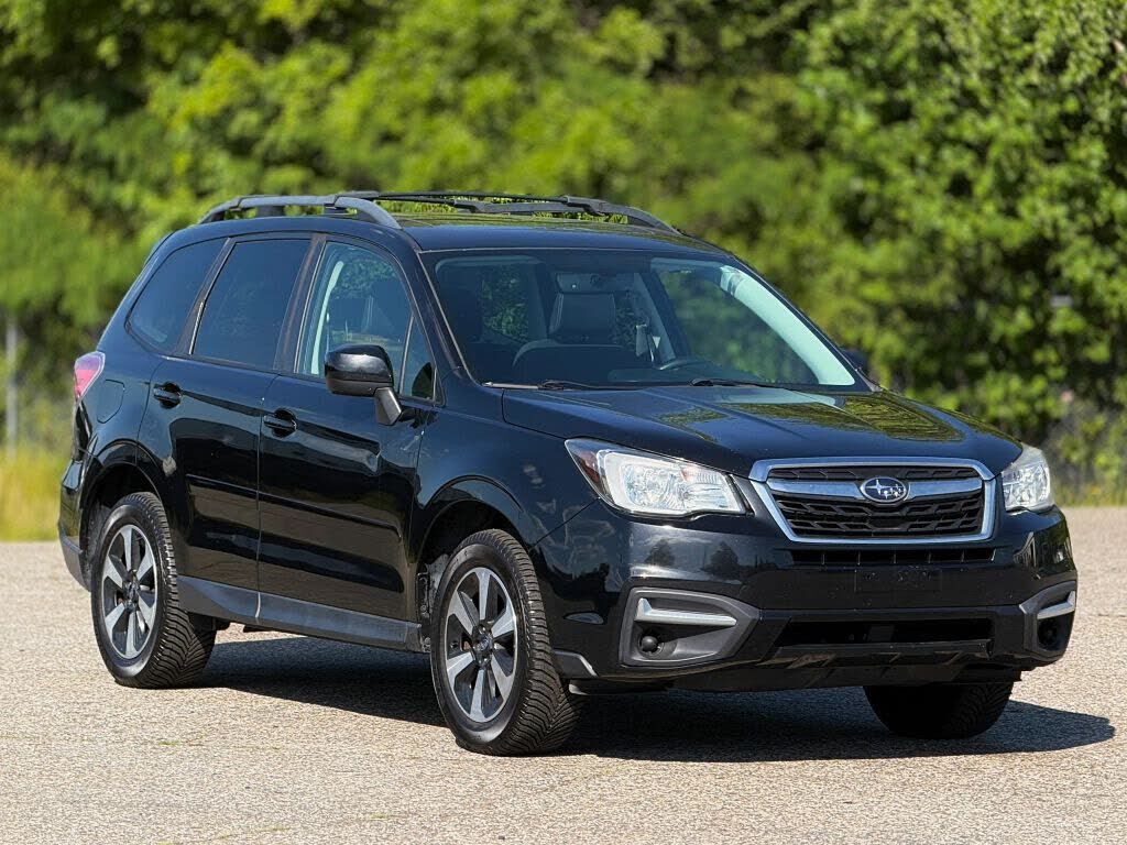 2017 SUBARU Forester