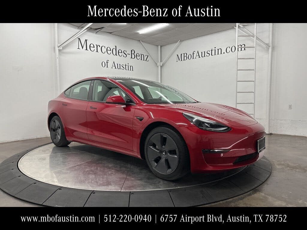 2022 TESLA Model 3