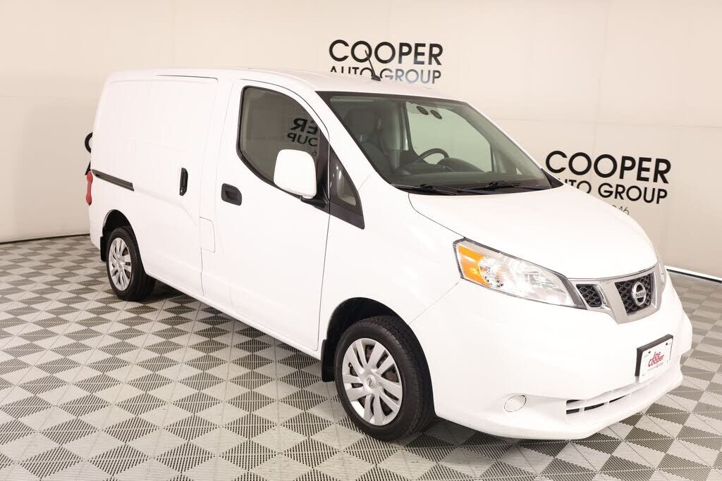 2019 NISSAN NV200