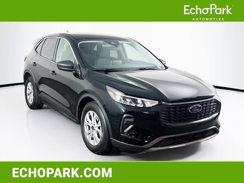 2024 FORD Escape