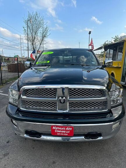 2011 DODGE Ram
