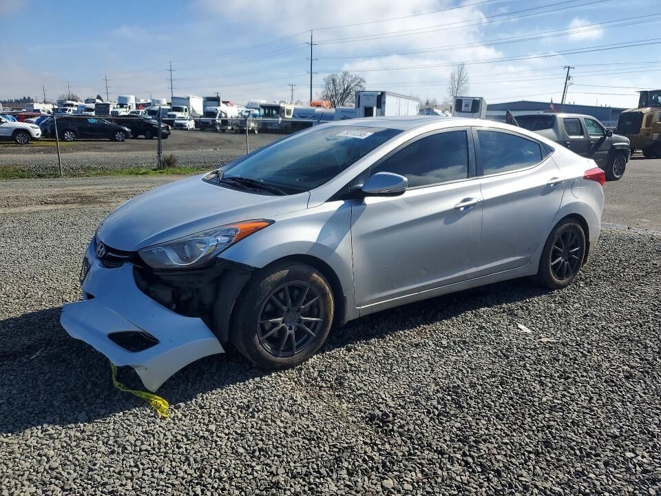 2012 HYUNDAI Elantra