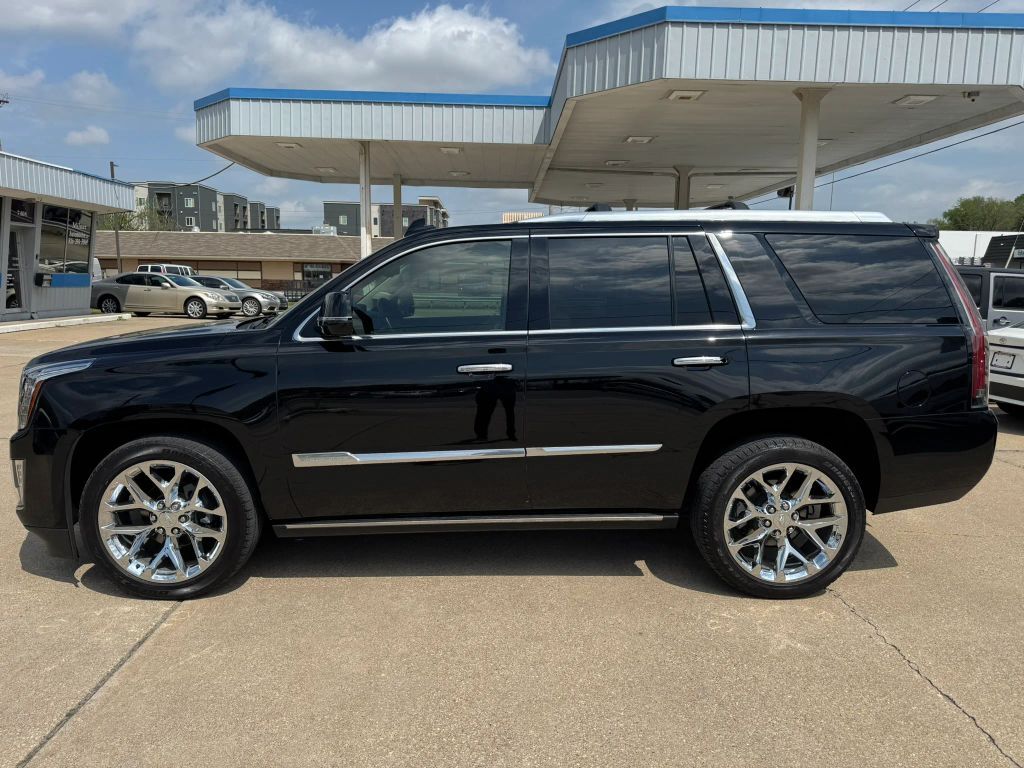 2016 CADILLAC Escalade