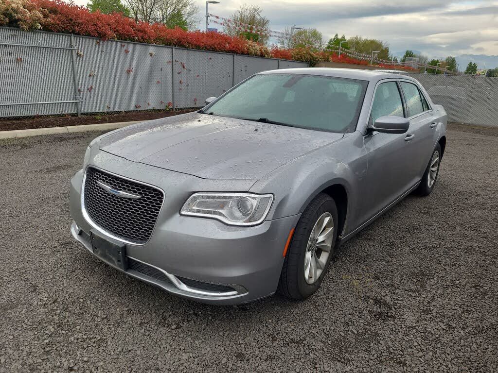 2015 CHRYSLER 300
