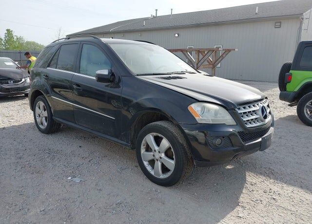 2010 MERCEDES-BENZ M-Class