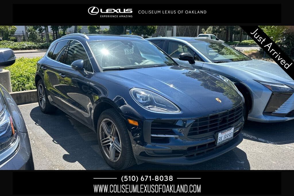 2019 PORSCHE Macan