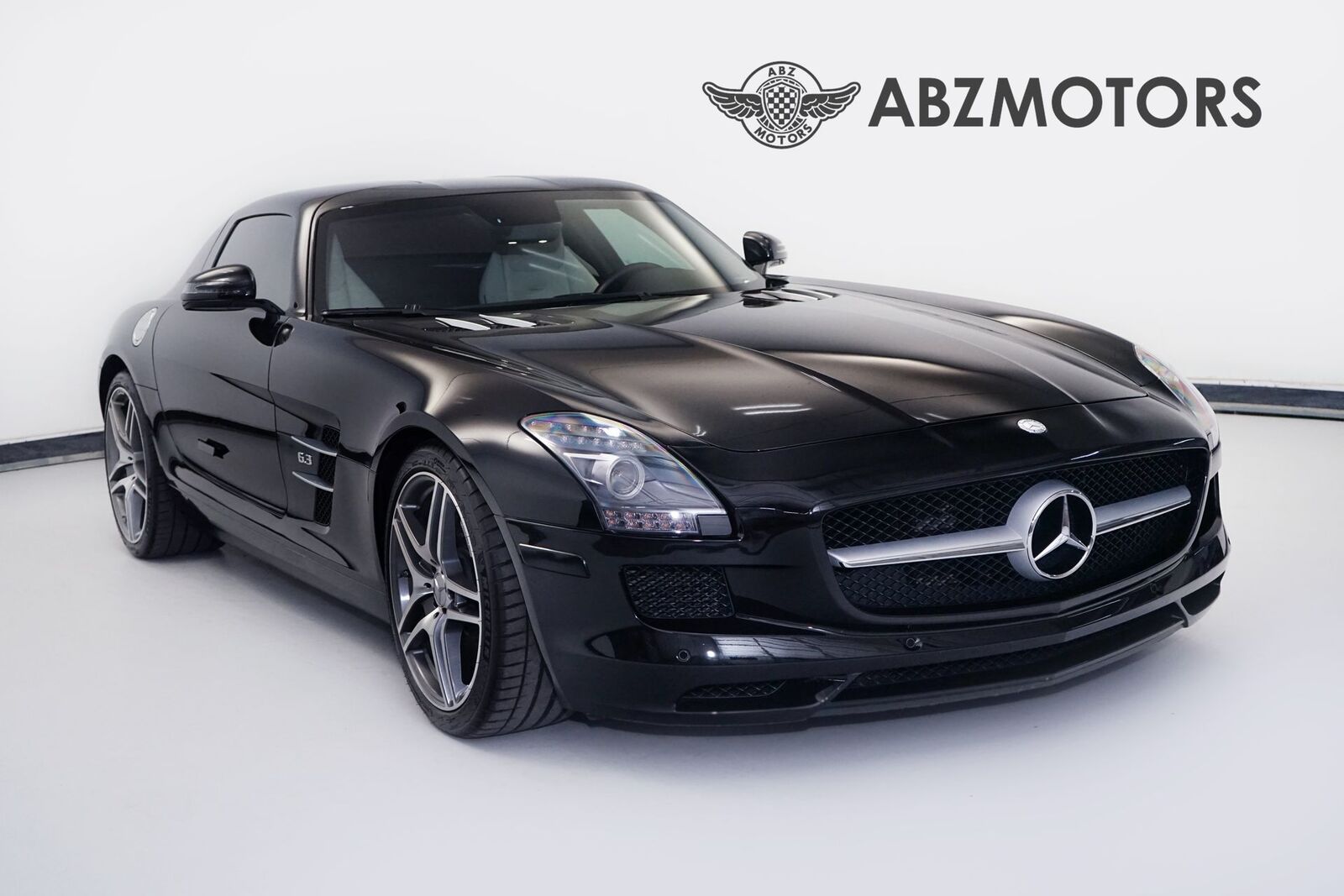 2011 MERCEDES-BENZ SLS-Class