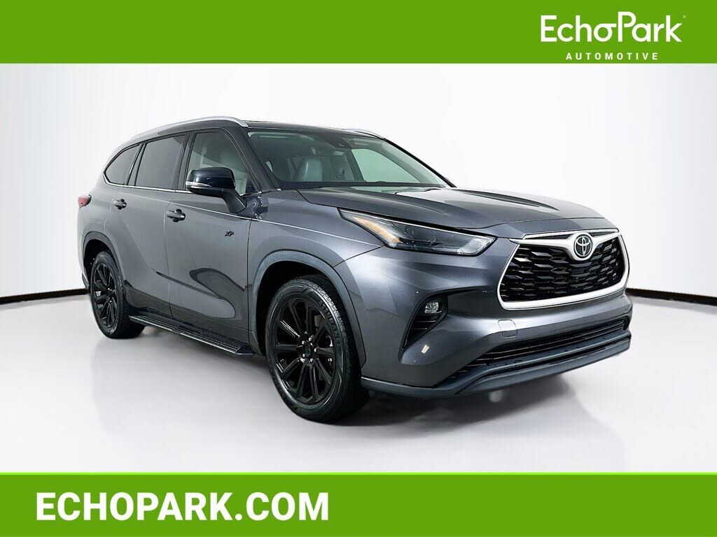 2022 TOYOTA Highlander