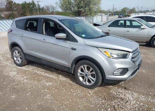 2017 FORD Escape