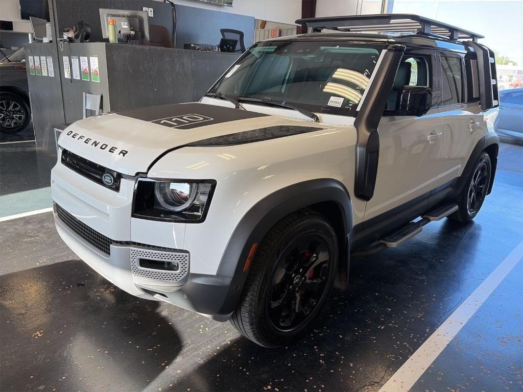 2020 LAND ROVER Defender