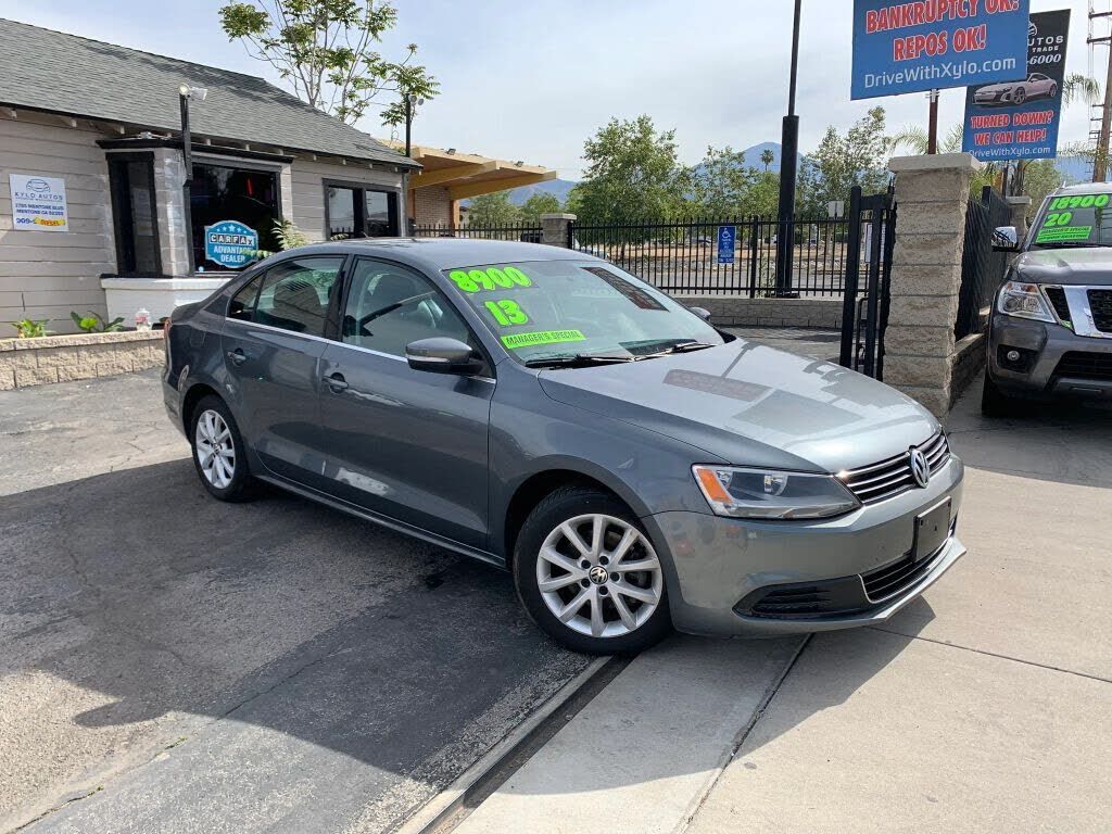 2013 VOLKSWAGEN Jetta