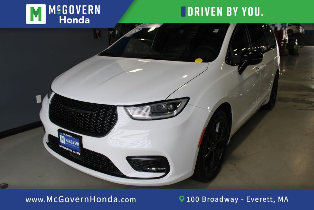 2025 CHRYSLER Pacifica