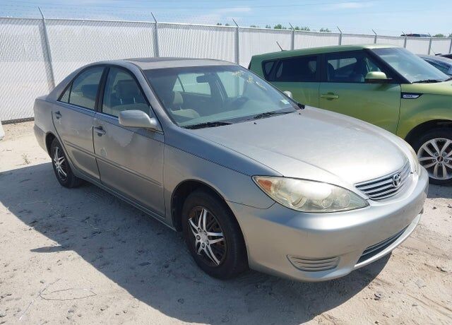 2006 TOYOTA Camry