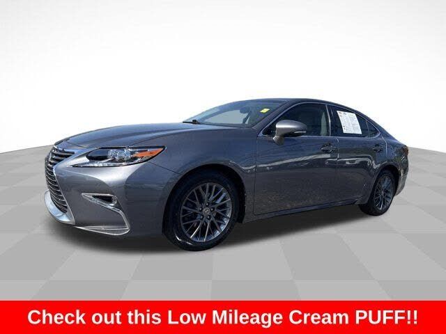 2018 LEXUS ES