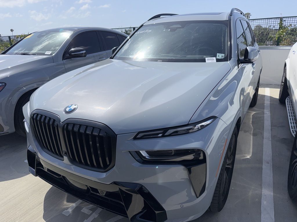 2024 BMW X7