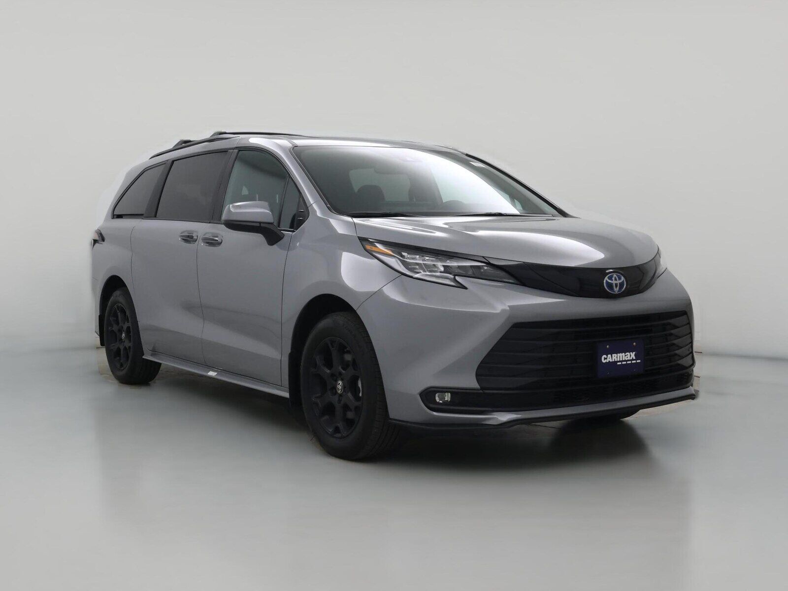 2025 TOYOTA Sienna