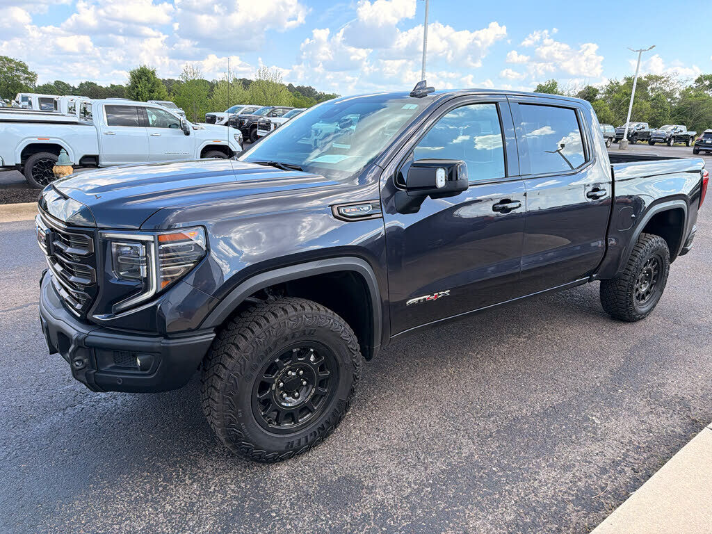 2025 GMC Sierra