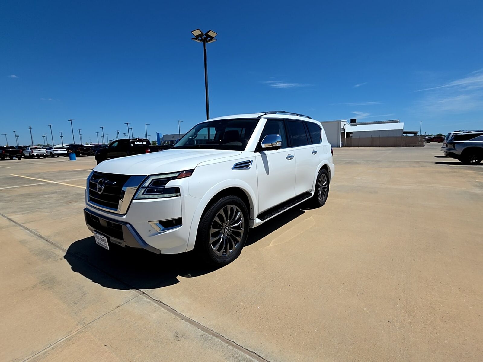 2023 NISSAN Armada