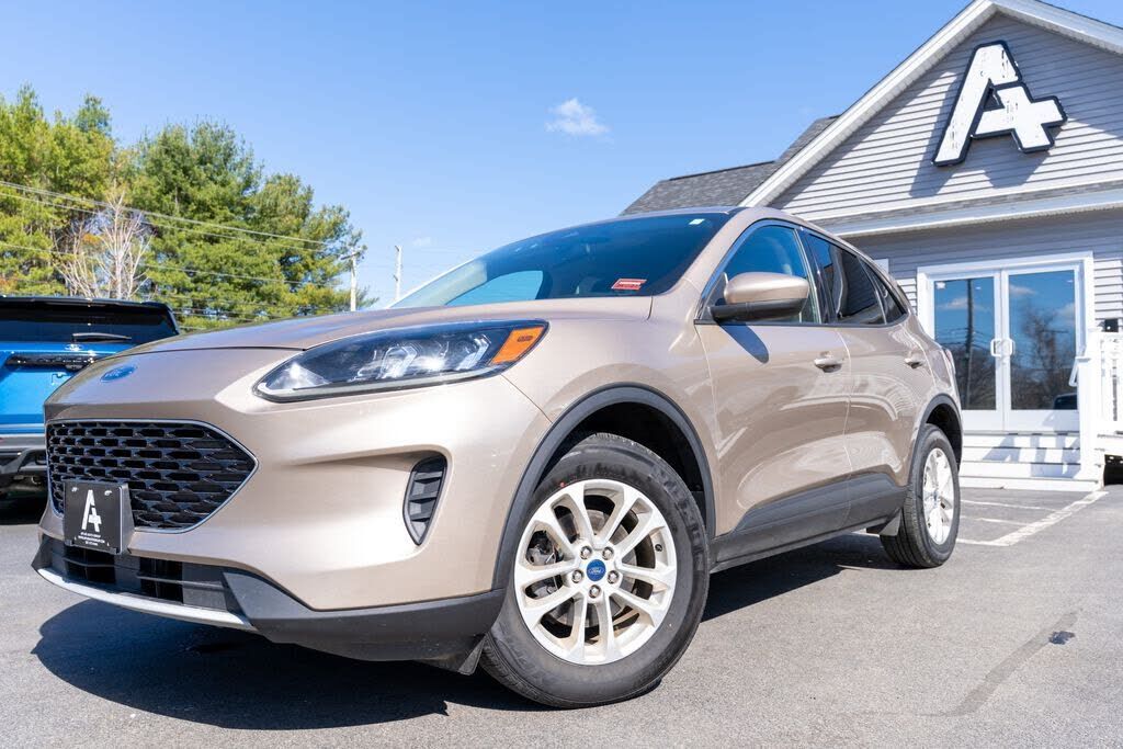 2020 FORD Escape
